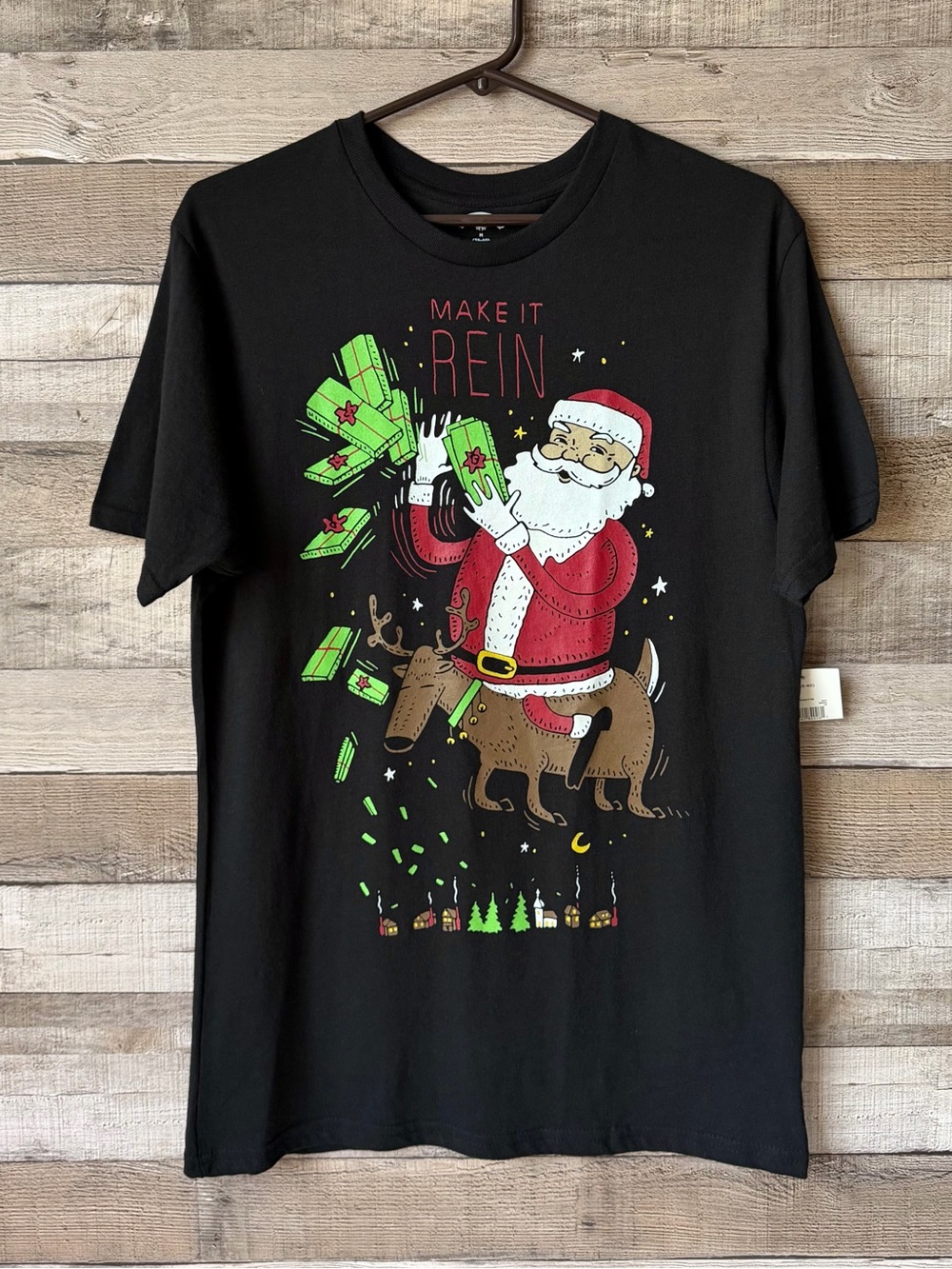 NWT Holiday Time Make It Rein Santa Christmas Graphic Tee Men’s M